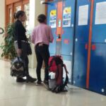customer photo_travelers using left luggage storage and luggage locker service hanoi train station